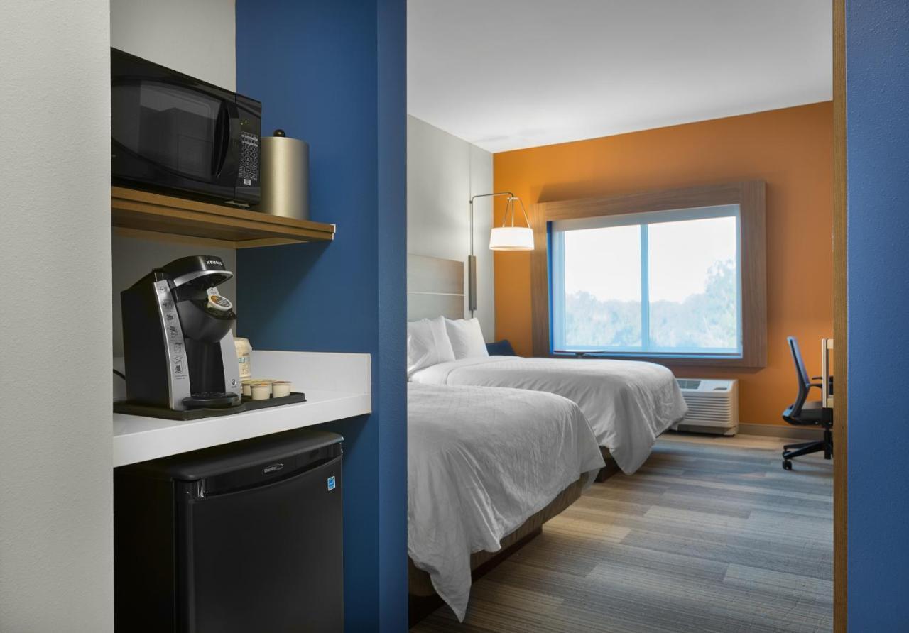 Holiday Inn Express & Suites - Fayetteville South By Ihg Exteriér fotografie